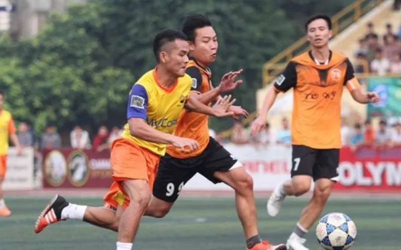 Hậu Vệ Quét Là Gì? Chiến Binh Hàng Thủ Bất Bại Ở Sân Cỏ